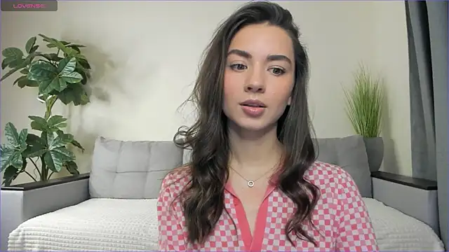 Snapshot of NicoleLuv chatting on February 2025 01:08:02 PM NicoleLuv online show from February 2025 01:08:02 PM