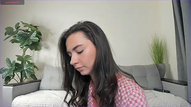 Snapshot of NicoleLuv chatting on February 2025 04:14:01 PM NicoleLuv online show from February 2025 04:14:01 PM