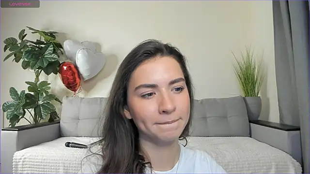 Snapshot of NicoleLuv chatting on March 2025 04:12:02 PM NicoleLuv online show from March 2025 04:12:02 PM