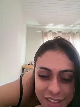 Snapshot of amorinha99 chatting on April 2026 12:54:01 PM amorinha99 online show from April 2026 12:54:01 PM