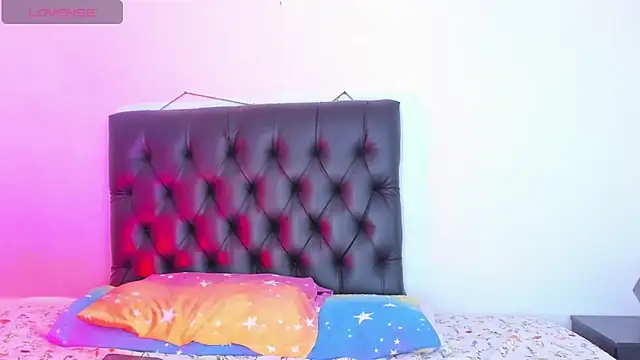 seline wolff online show from January 2025 03:20:01 AM