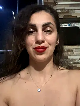 EmaSkyes online show from October 2025 08:32:01 PM