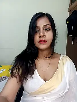 Snapshot of Miss-Riyasingh chatting on February 2026 06:00:02 PM Miss-Riyasingh online show from February 2026 06:00:02 PM