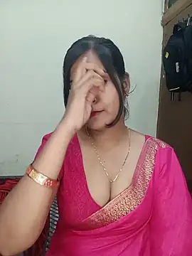 Snapshot of Miss-Riyasingh chatting on June 2026 05:12:02 PM Miss-Riyasingh online show from June 2026 05:12:02 PM