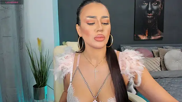 Sonia  Rey online show from January 2025 05:32:01 PM