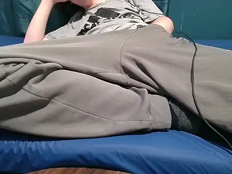 krissraw online show from November 2025 06:27:01 AM