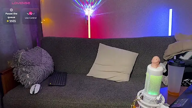 Adam misti online show from December 2024 06:01:01 AM