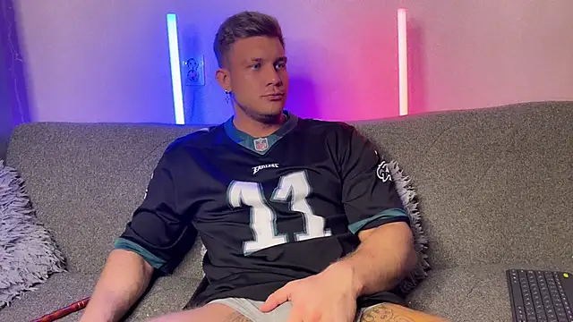 Adam misti online show from January 2025 01:21:02 PM