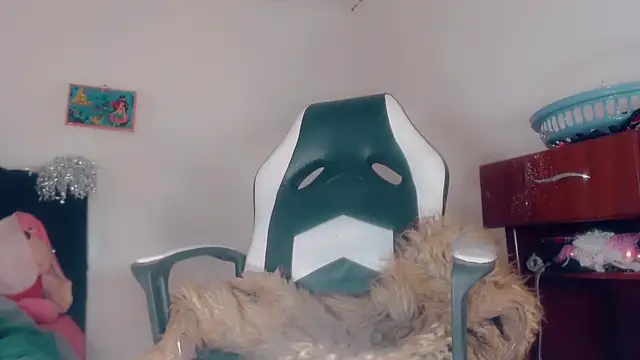 Oriana braom online show from November 2025 07:15:01 PM