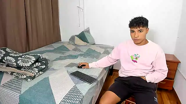 jonmaykolrose online show from February 2025 03:34:02 AM