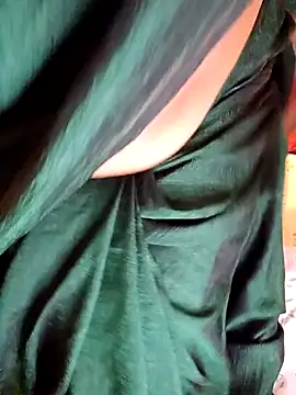 Snapshot of yourdirtyslut69 chatting on January 2025 05:04:01 PM yourdirtyslut69 online show from January 2025 05:04:01 PM