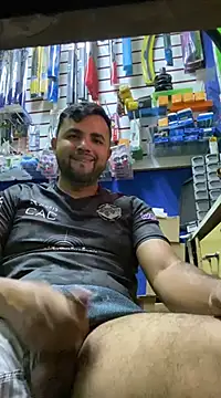 Snapshot of Sheik_z_o chatting on March 2025 03:29:02 PM Sheik z o online show from March 2025 03:29:02 PM