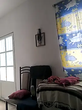 Snapshot of EmpaticBolillo chatting on October 2025 03:21:02 PM EmpaticBolillo online show from October 2025 03:21:02 PM