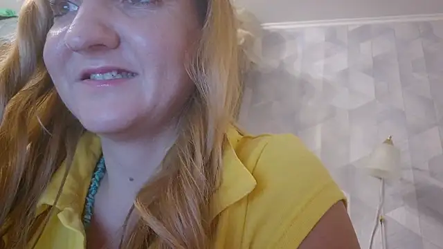 EstrellaWalters online show from October 2025 02:43:02 PM