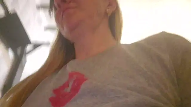 EstrellaWalters online show from April 2026 05:52:02 PM