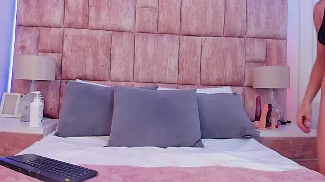 Cloesweet 1 online show from January 2025 05:49:02 PM