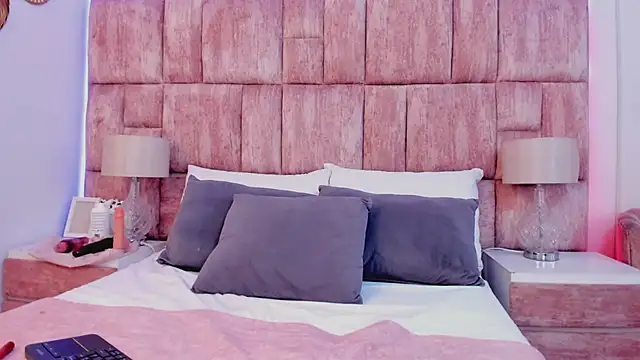 Cloesweet 1 online show from March 2025 06:21:02 PM