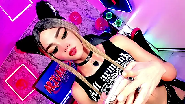 Elissa taylor  online show from February 2025 01:36:01 AM