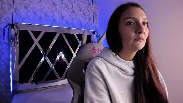  alaia collway  online show from January 2025 12:06:01 PM