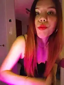 Snapshot of MySecrets01 chatting on May 2026 01:33:01 AM MySecrets01 online show from May 2026 01:33:01 AM