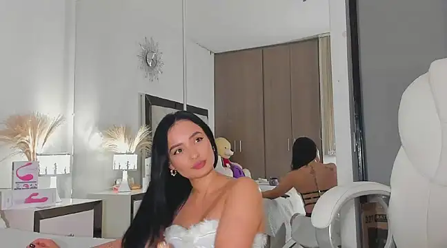 alexa tobar online show from December 2024 11:13:02 PM