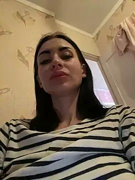 Starry Siren online show from January 2025 05:05:01 PM