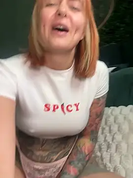 ObviouslyPeachy online show from March 2026 11:48:01 AM