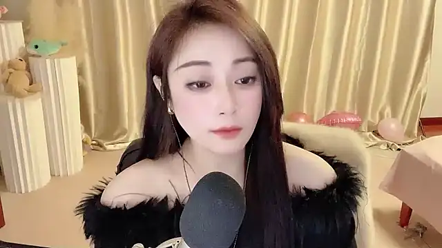 Daisy-77 online show from February 2025 08:53:01 PM