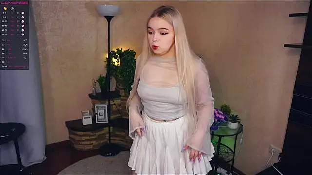 ZaraCreedon online show from February 2025 07:16:02 PM