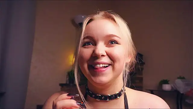 ZaraCreedon online show from March 2025 02:37:01 AM