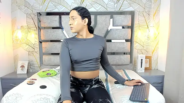 Alison Chan  online show from February 2026 02:32:01 PM