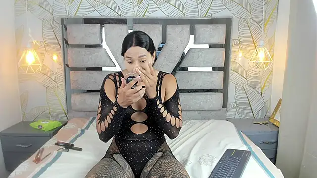 Alison Chan  online show from April 2026 08:42:02 PM