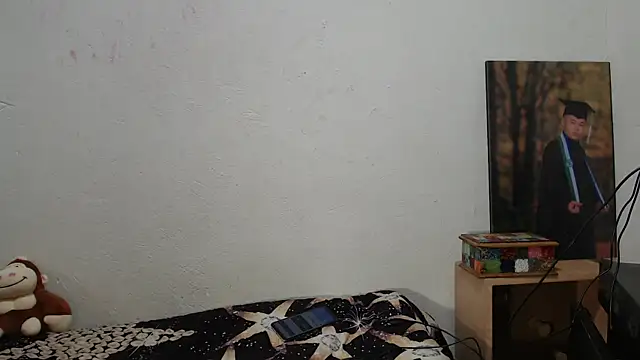 emmily lee online show from December 2024 02:34:02 AM