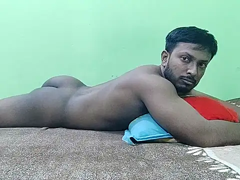 HunkyAriyan online show from September 2025 06:57:02 PM