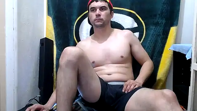 Snapshot of Apeezy14 chatting on January 2025 09:33:02 AM Apeezy14 online show from January 2025 09:33:02 AM