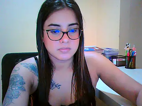 maliamiller online show from February 2026 12:20:02 AM