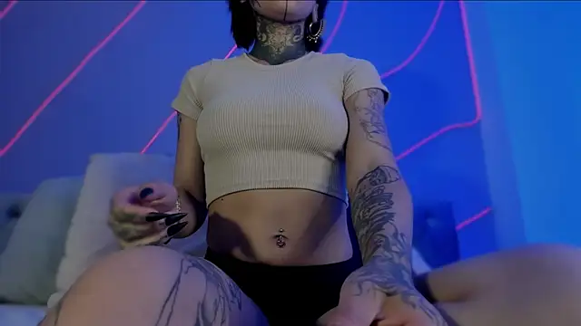 Evangeline bell online show from December 2024 02:15:01 PM