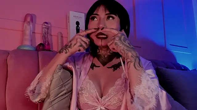 Evangeline bell online show from February 2025 03:07:01 PM