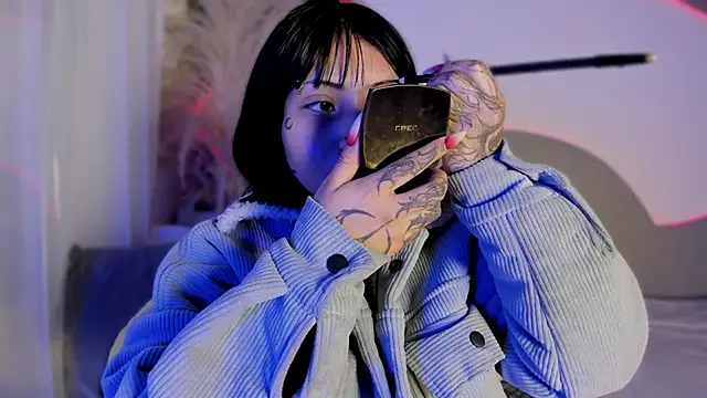 Evangeline bell online show from September 2025 11:57:01 AM