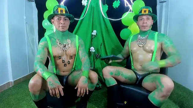 Snapshot of AndyandFran chatting on March 2025 10:38:02 PM AndyandFran online show from March 2025 10:38:02 PM