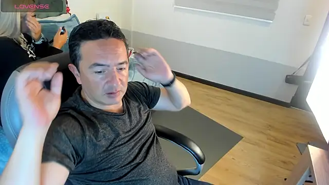 Sam and molly  online show from February 2025 07:44:01 PM