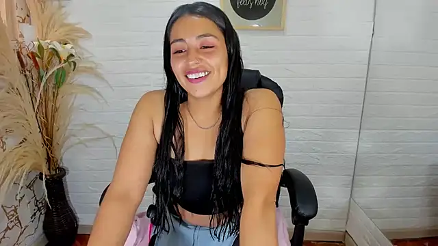 Aisha 09 online show from February 2025 06:49:02 PM