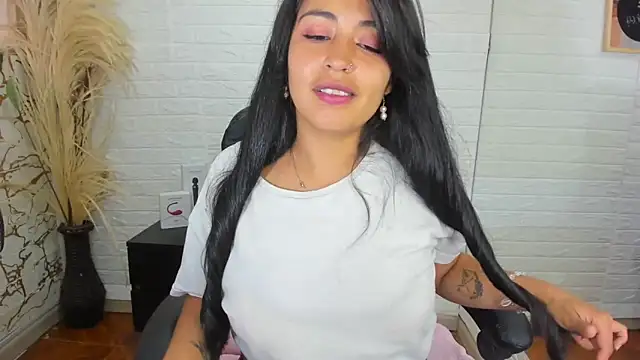 Aisha 09 online show from February 2025 06:38:01 PM