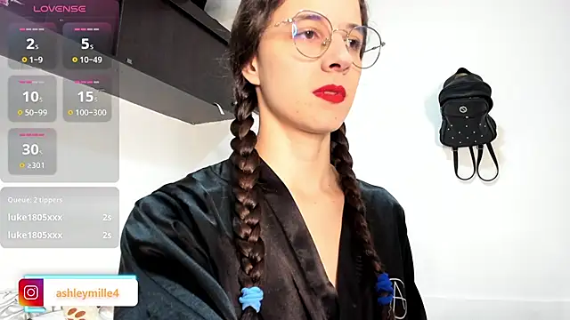  ashleymiller online show from September 2025 08:31:02 PM