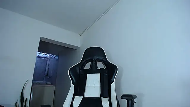 diamond black00 online show from January 2025 10:06:02 PM