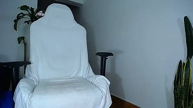 diamond black00 online show from February 2025 09:48:01 PM