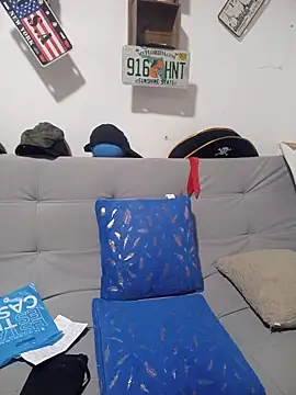 latinmartin73 online show from November 2025 08:49:01 PM