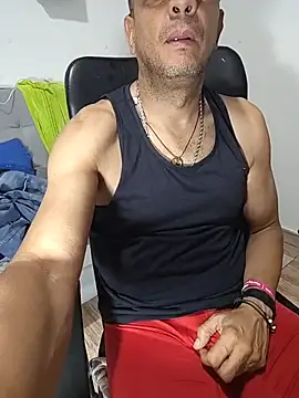 latinmartin73 online show from July 2026 10:13:02 PM