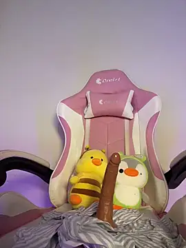 Snapshot of kittyfresita chatting on February 2025 07:24:02 AM kittyfresita online show from February 2025 07:24:02 AM