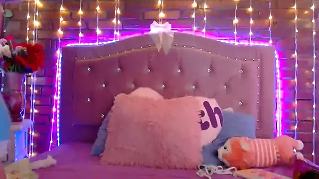 dulcevegga online show from February 2025 03:34:02 AM